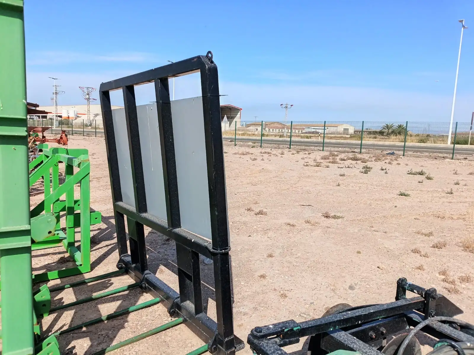 Cargador de alpacas de 6 pinchos - vista 2