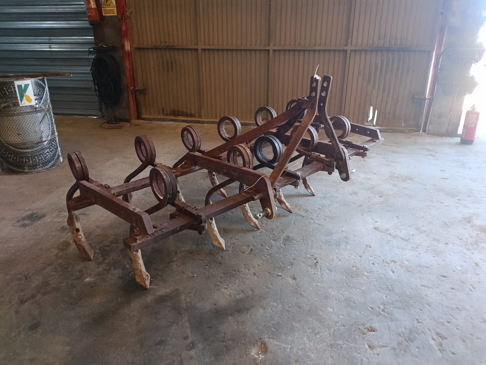 Cultivador de 11 brazos de rosco de 2 hileras y 360 cm | cultivadores